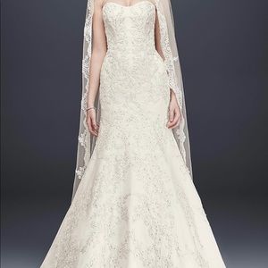 Oleg Cassini wedding dress